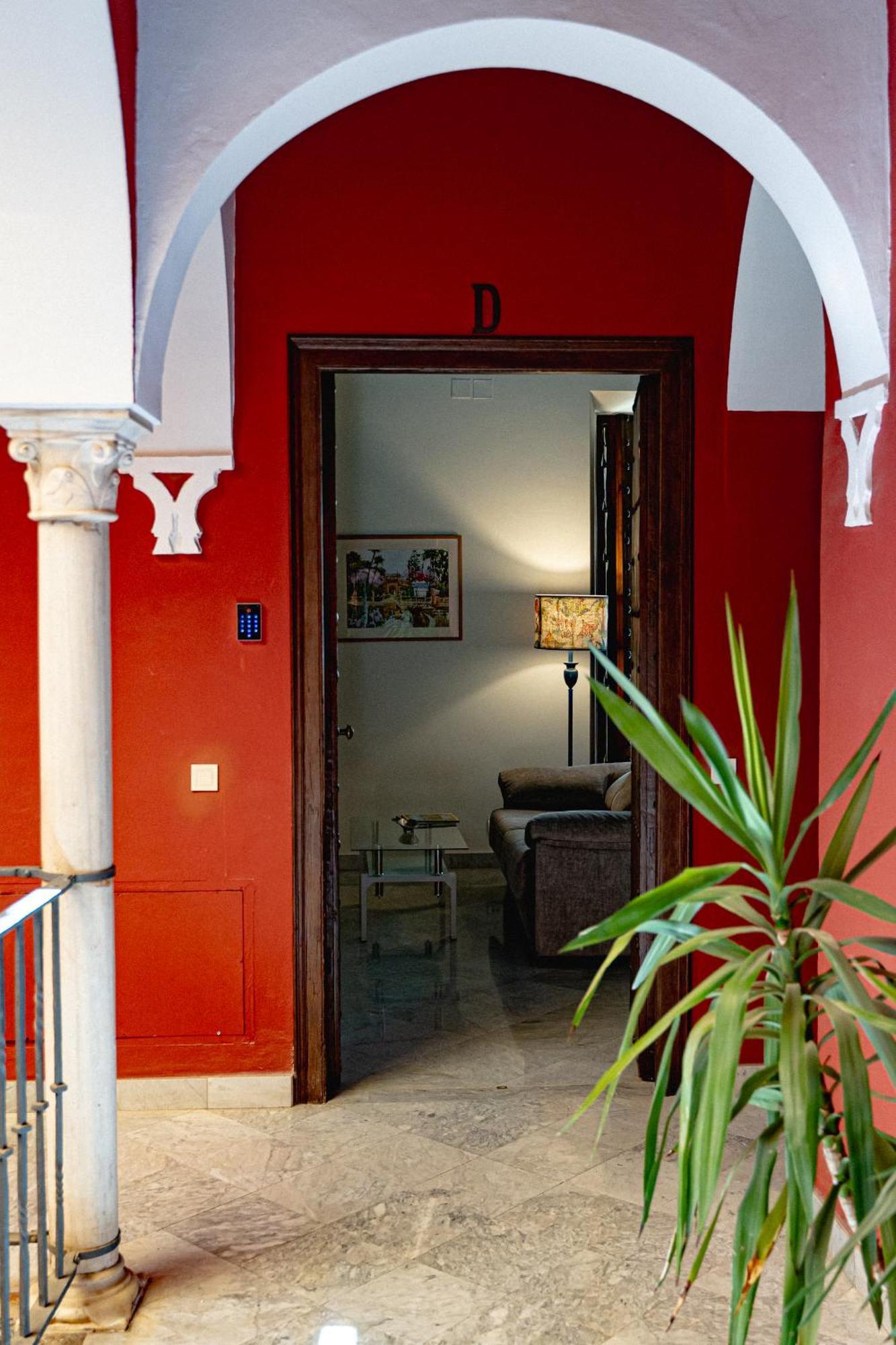 Casa Palacio Dona Guiomar Seville Exterior photo